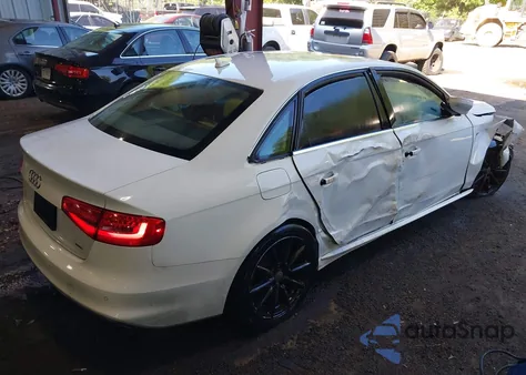 2015 Audi A4 2.0T Premium z USA, uszkodzony, nr VIN WAUFFAFL3FN007887